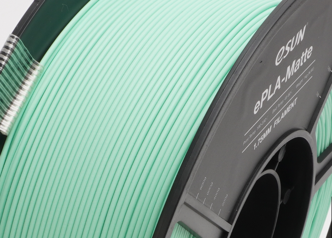 Neat wiring has been carried forward by eSUN to optimize user experiences